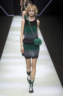 Emporio Armani Fall 2018 Ready-to-Wear , Emporio Armani осень зима 2018 , Fashion show , неделя моды в Милане , MFW , Mainstyles